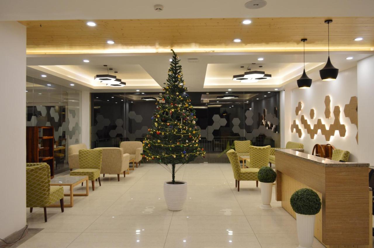 The Orchard Greens Resort - A Centrally Heated Property Manāli Exterior foto